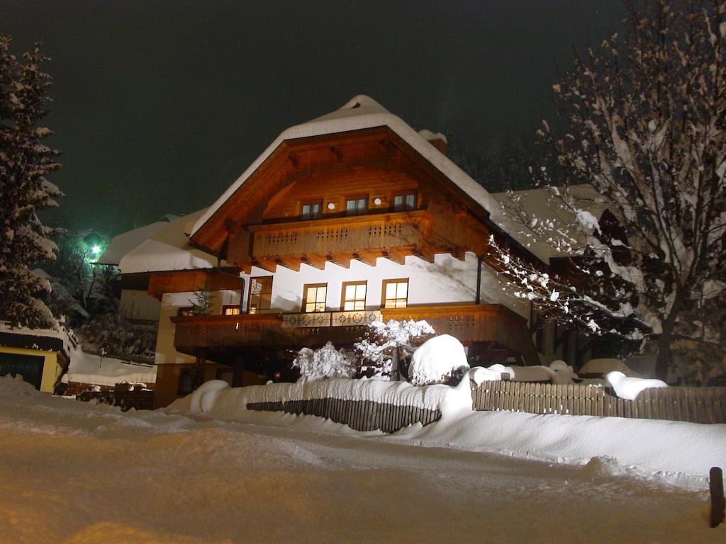 Haralds Ferienwohnungen Bad Kleinkirchheim Pokoj fotografie